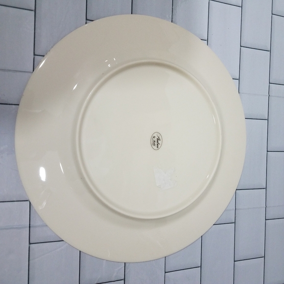 Andrea by Sadek Buckingham Cake Plate 11 Inch - Picture 4 of 6